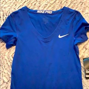 Womens blue NIke Pro dri fit top. New with tags.